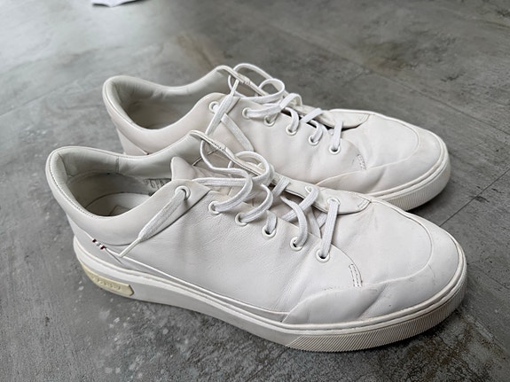 Product image 1 of 4