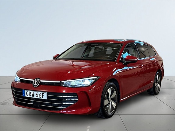 Volkswagen Passat 16 of 24