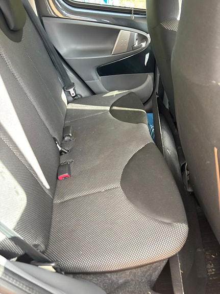 Toyota Aygo 9 of 13