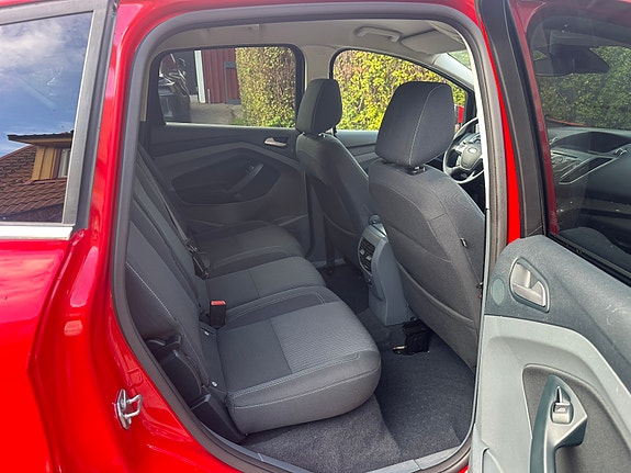Ford C-Max 6 of 6