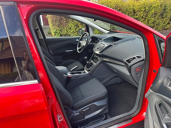 Ford C-Max 5 of 6