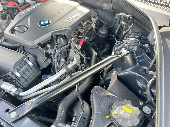 BMW 520d 4 of 10