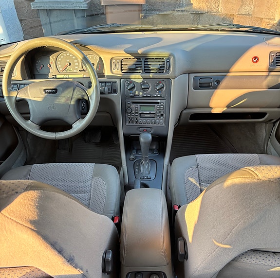 Volvo S70 4 of 7