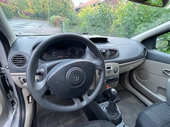 Renault Clio 4 of 8