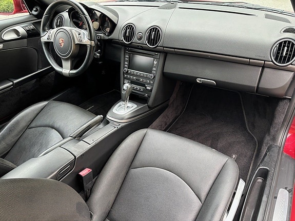 Porsche Cayman 9 of 15