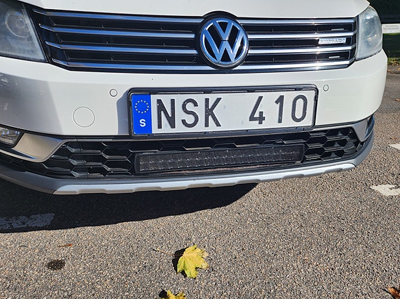 Volkswagen Passat Alltrack 5 of 10