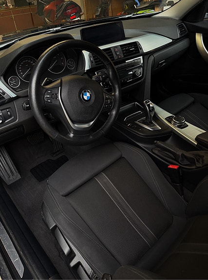 BMW 320d 5 of 10