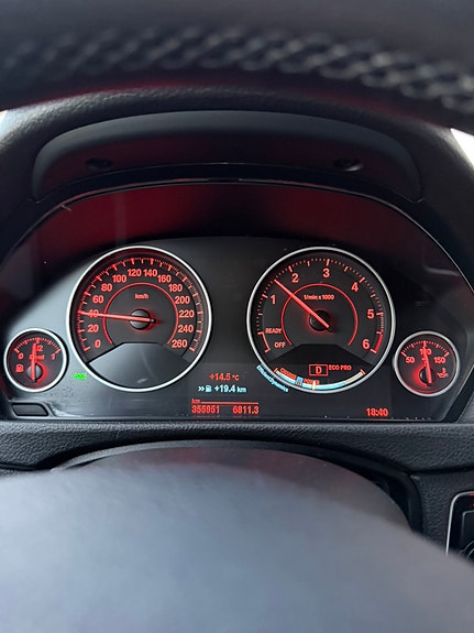 BMW 320d 8 of 10