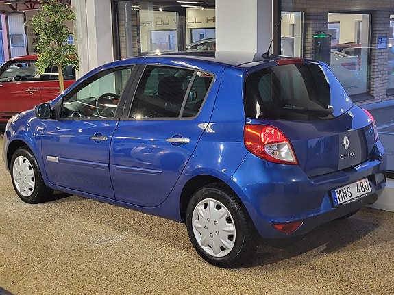 Renault Clio 8 of 8