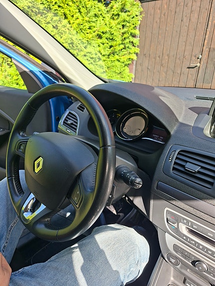 Renault Megane III 6 of 9