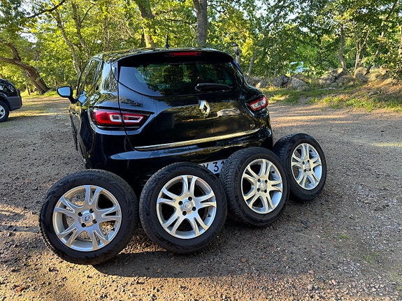 Renault Clio 7 of 10