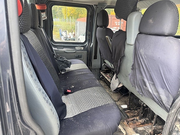 Ford Transit 6 of 6