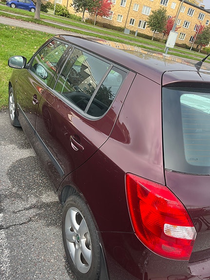 Skoda Fabia 9 of 11