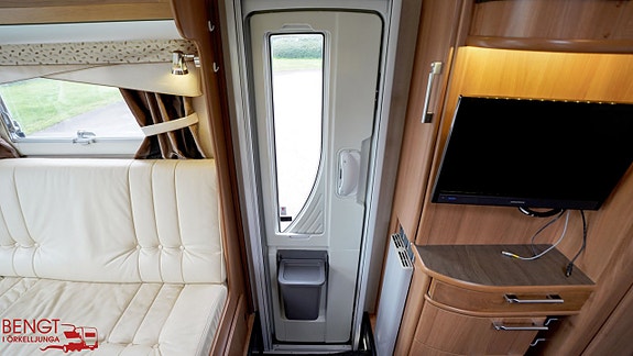 Kabe Travel Master 880 LT | Långbädd | Automat 19 of 21