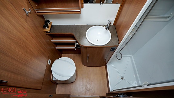 Kabe Travel Master 880 LT | Långbädd | Automat 17 of 21