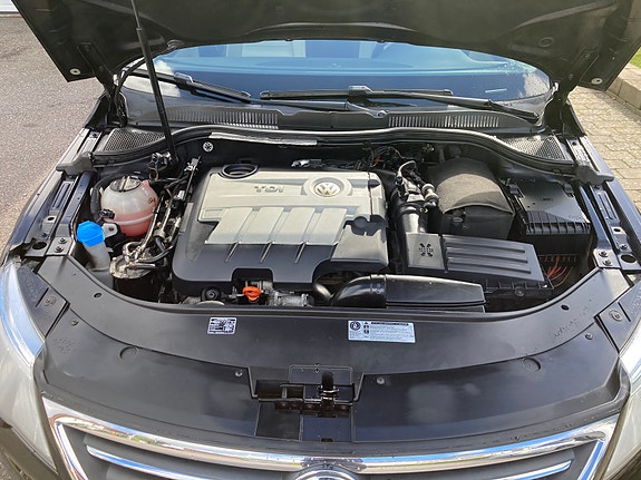 Volkswagen Passat CC 7 of 7