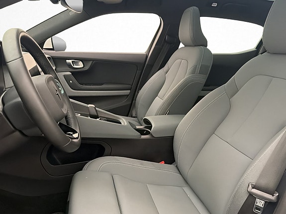 Polestar 2 12 of 30
