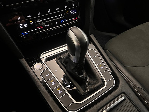 Volkswagen Arteon 18 of 30