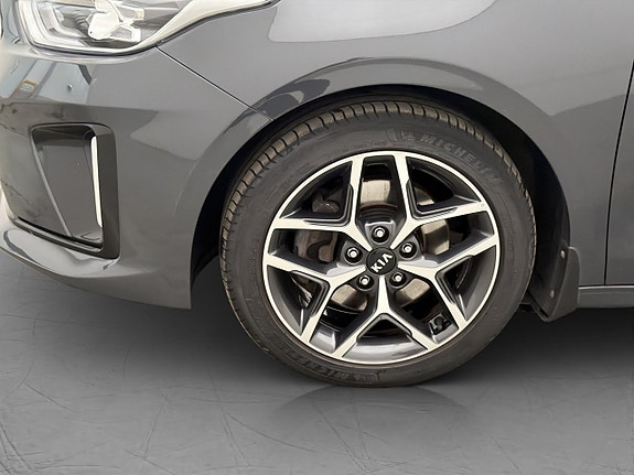 Kia Ceed 10 of 30