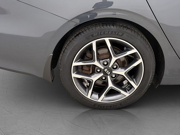 Kia Ceed 12 of 30