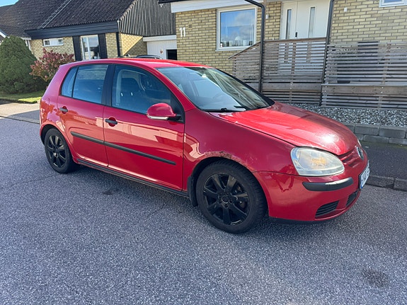 Volkswagen Golf V 9 of 17