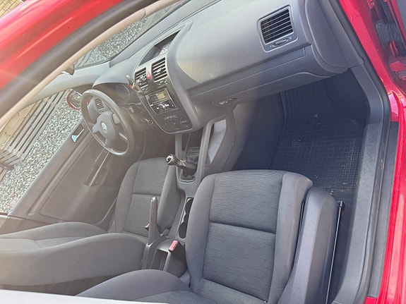 Volkswagen Golf V 13 of 17