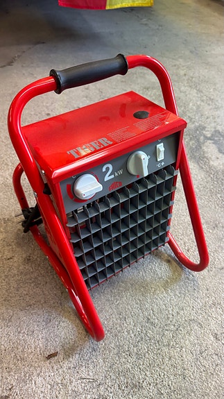 Product image 1 of 4