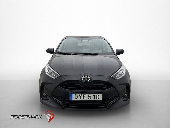 Toyota Yaris 2 of 30