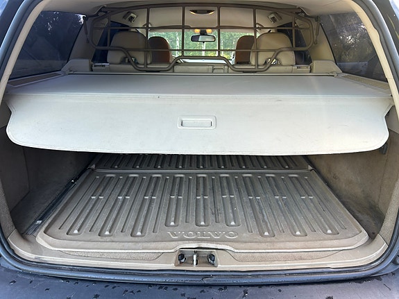 Volvo XC70 7 of 7