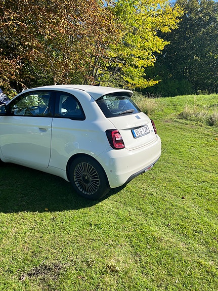 Fiat 500e 4 of 6