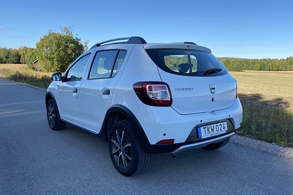Dacia Sandero Stepway 3 of 17