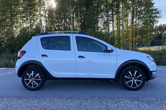 Dacia Sandero Stepway 6 of 17