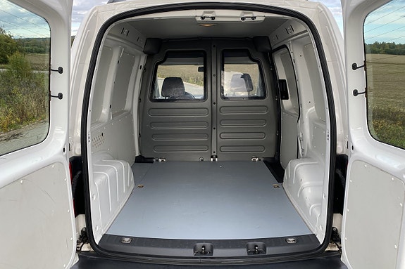 Volkswagen Caddy 10 of 18