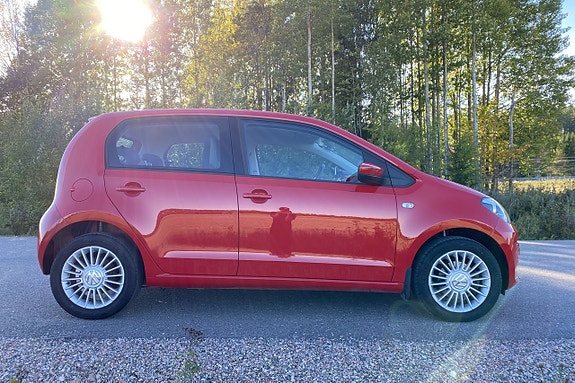 Volkswagen UP! 6 of 17