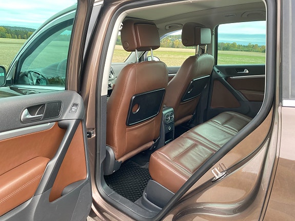 Volkswagen Tiguan 10 of 17