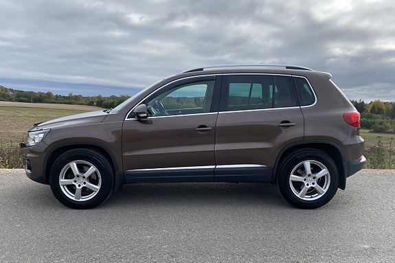 Volkswagen Tiguan 2 of 17