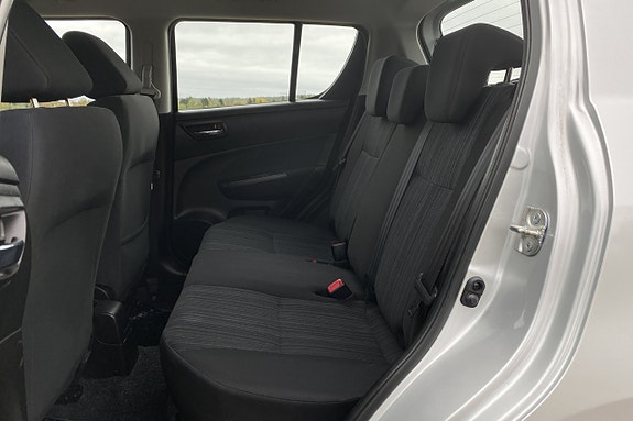 Suzuki Swift 11 of 17