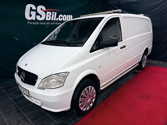 Mercedes-Benz Vito 113 2 of 12