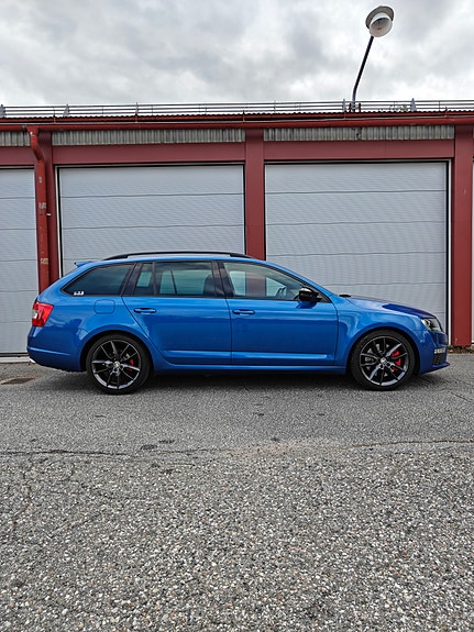 Skoda Octavia 8 of 24