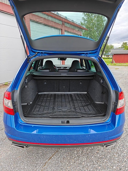Skoda Octavia 9 of 24