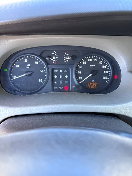 Opel Vivaro 5 of 8
