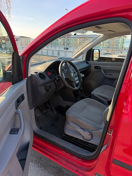 Volkswagen Caddy Maxi 3 of 13