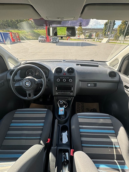 Volkswagen Caddy 4 of 11