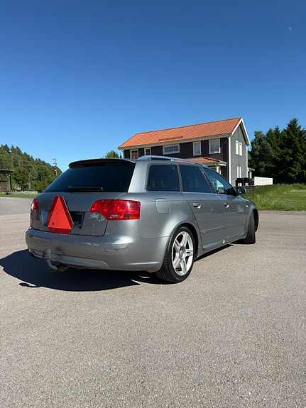 Audi A4 10 of 10