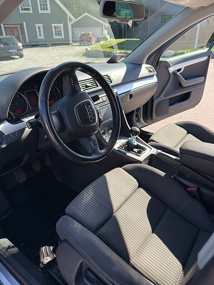 Audi A4 6 of 10