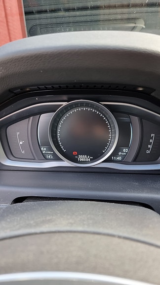 Volvo XC70 3 of 5