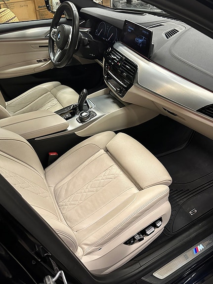 BMW 540i 5 of 9