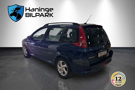 Peugeot 206 SW 5 of 11