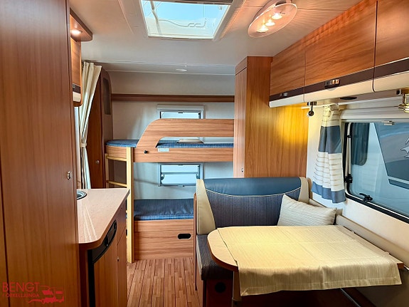 Weinsberg FDK 500 | Barnkammare 7 of 21