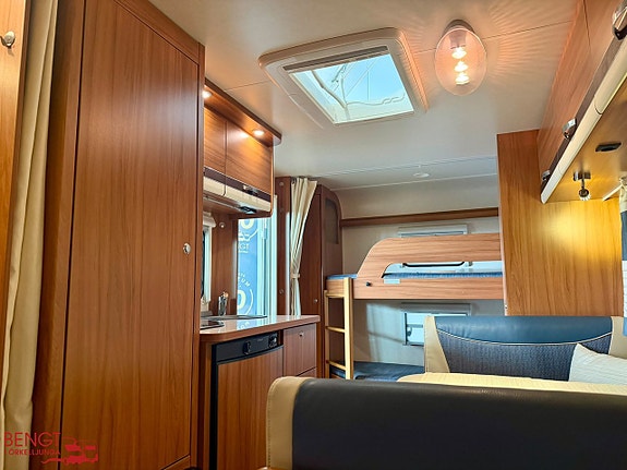 Weinsberg FDK 500 | Barnkammare 8 of 21